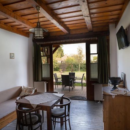 Kassai Fogadó Kaposmero Bagian luar foto
